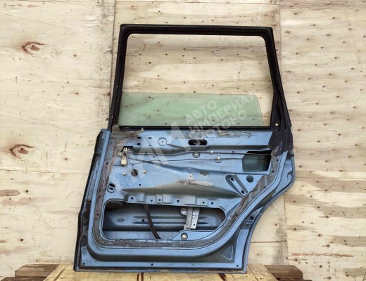 Дверь задняя правая Volkswagen Passat B3 1988-1993  Volkswagen Passat Passat B3 1988-1993