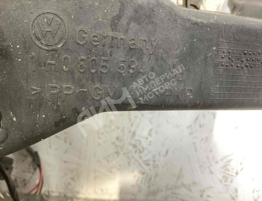 Передняя панель крепления облицовки (телевизор) Volkswagen Golf III (1H) 1991-1997  Volkswagen Golf Golf III (1H) 1991-1997