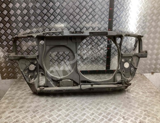 Передняя панель крепления облицовки (телевизор)  Audi A4 B5 (8D) 1994-1999