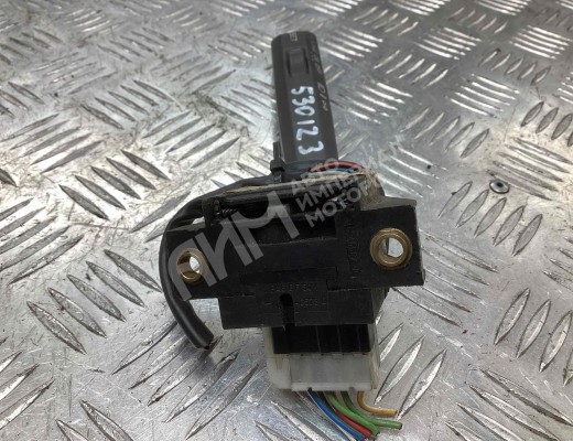 Переключатель поворотов Volvo V70 I (LW) 1996-2000  Volvo V70 V70 I (LW) 1996-2000