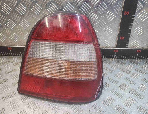 Фонарь задний правый Nissan Sunny (N14) 1990-1995  Nissan Sunny Sunny (N14) 1990-1995