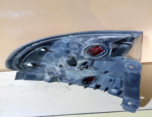 Фонарь задний правый Mazda 626 IV (GE/GV) 1992-1997  Mazda 626 626 IV (GE/GV) 1992-1997