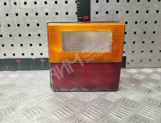 Фонарь задний правый Audi 80 B2 1978-1986  Audi 80 80 B2 1978-1986