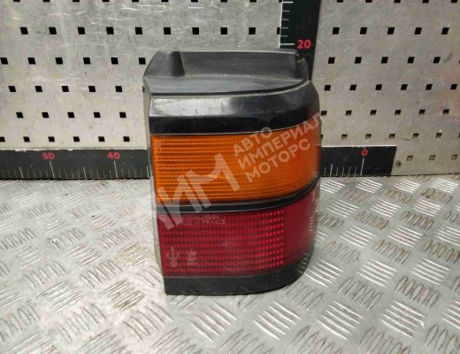 Фонарь задний правый Volkswagen Passat B3 1988-1993  Volkswagen Passat Passat B3 1988-1993