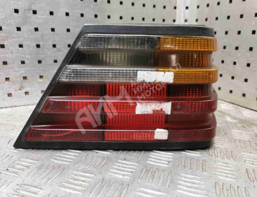 Фонарь задний правый Mercedes E (W124) 1985-1996  Mercedes E E (W124) 1985-1996