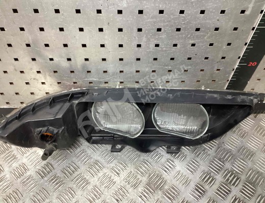 Стекло фары правой BMW 5-Series (E39) 1995-2000  BMW 5-Series 5-Series (E39) 1995-2000