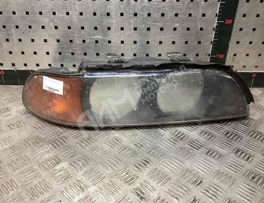 Стекло фары правой BMW 5-Series (E39) 1995-2000  BMW 5-Series 5-Series (E39) 1995-2000