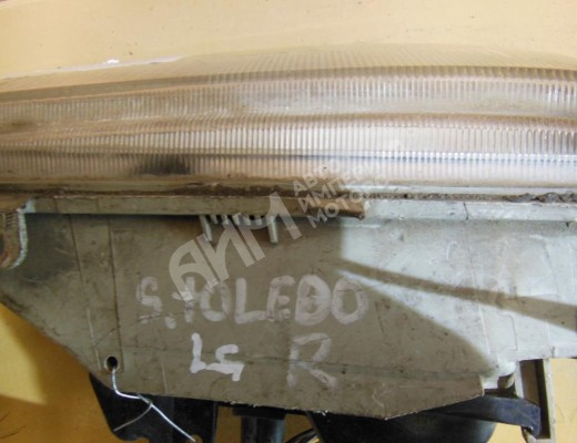 Фара правая Seat Toledo I (1L) 1991-1999  Seat Toledo Toledo I (1L) 1991-1999