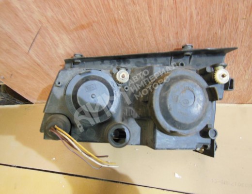 Фара правая Volkswagen Passat B5 (3B) 1996-2000  Volkswagen Passat Passat B5 (3B) 1996-2000