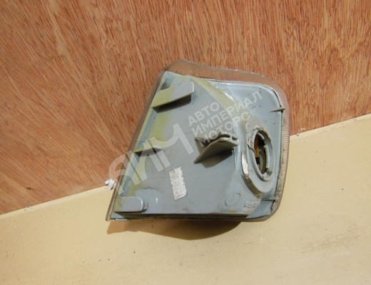Поворотник правый Peugeot 405 1987-1996  Peugeot 405 405 1987-1996