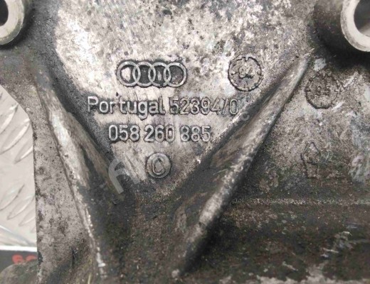 Кронштейн компрессора кондиционера Volkswagen Passat B5 (3B) 1996-2000  Volkswagen Passat Passat B5 (3B) 1996-2000