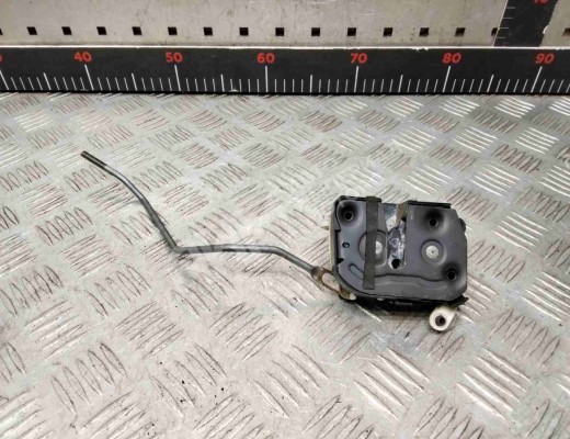 Замок двери передней левой Mazda 323 VI (BJ) 1998-2003  Mazda 323 323 VI (BJ) 1998-2003