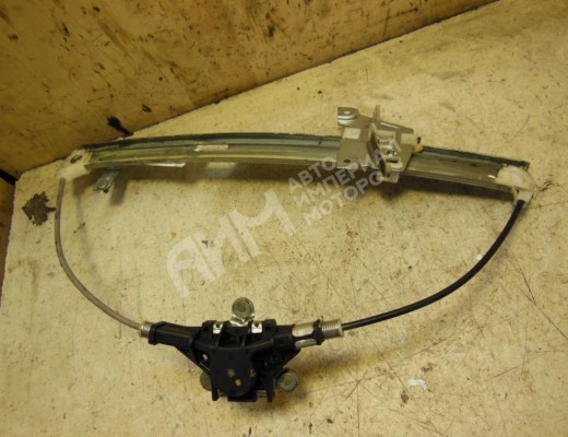 Стеклоподъемник передний левый Mazda 323 VI (BJ) 1998-2003  Mazda 323 323 VI (BJ) 1998-2003