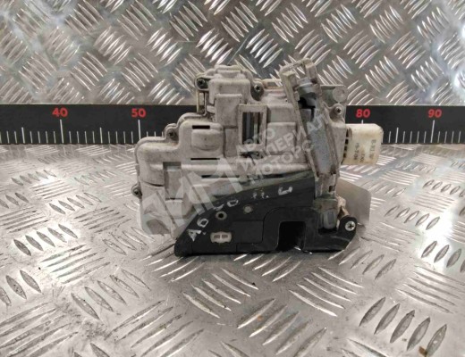 Замок двери передней левой Audi A6 C6 (4F) 2004-2008  Audi A6 A6 C6 (4F) 2004-2008