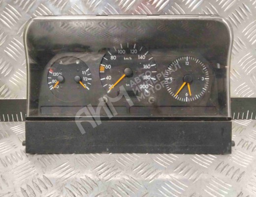 Щиток приборов (приборная панель) Mercedes Sprinter I (W901-905) 1995-2006  Mercedes Sprinter Sprinter I (W901-905) 1995-2006