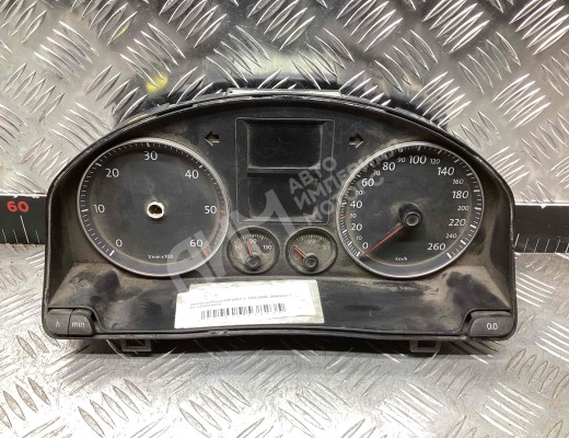 Щиток приборов (приборная панель) Volkswagen Golf V (1K) 2004-2009  Volkswagen Golf Golf V (1K) 2004-2009