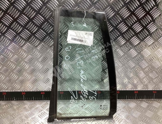 Форточка задняя левая Opel Omega B 1994-1999  Opel Omega Omega B 1994-1999