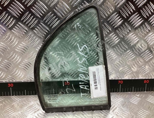 Форточка задняя правая Toyota Avensis I (T220) 1997-2003  Toyota Avensis Avensis I (T220) 1997-2003