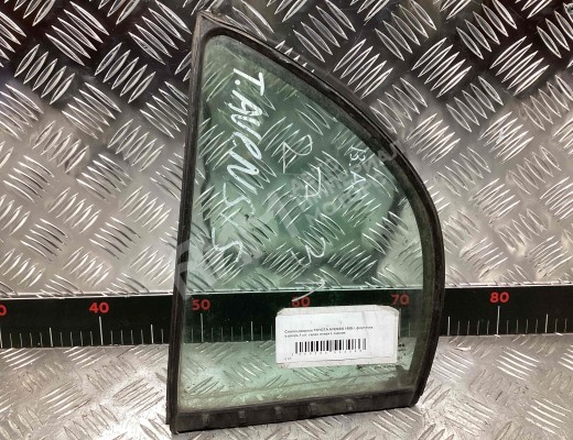 Форточка задняя левая Toyota Avensis I (T220) 1997-2003  Toyota Avensis Avensis I (T220) 1997-2003