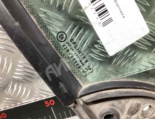 Форточка передняя левая Peugeot 307 (3A/3H) 2001-2005  Peugeot 307 307 (3A/3H) 2001-2005