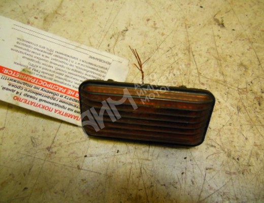 Поворотник левый Volkswagen Passat B3 1988-1993  Volkswagen Passat Passat B3 1988-1993