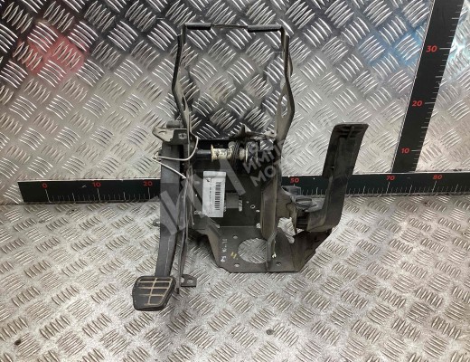 Узел педальный (блок педалей) Volkswagen Golf III (1H) 1991-1997  Volkswagen Golf Golf III (1H) 1991-1997