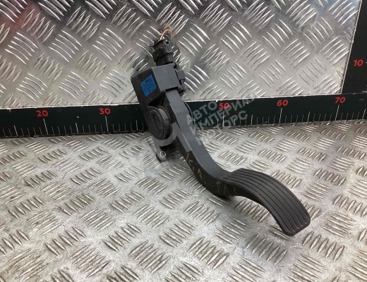 Педаль газа Kia Carnival I (GQ) 1998-2006  Kia Carnival Carnival I (GQ) 1998-2006