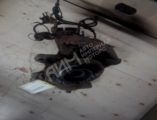 Ступица передняя левая Citroen Xantia (X2) 1998-2002 рестайлинг  Citroen Xantia Xantia (X2) 1998-2002 рестайлинг