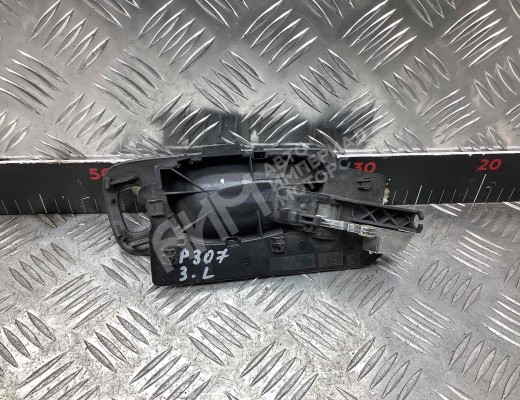 Ручка внутренняя задняя левая Peugeot 307 (3A/3H) 2001-2005  Peugeot 307 307 (3A/3H) 2001-2005