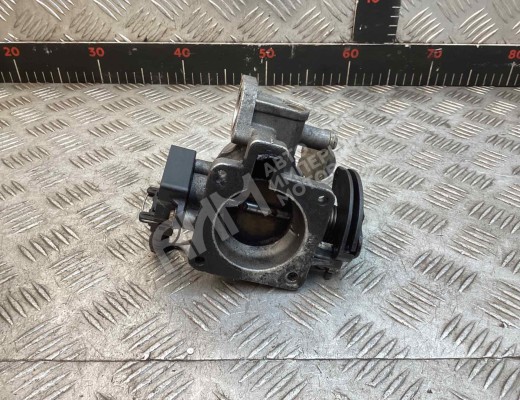 Заслонка дроссельная Renault Megane I 1995-2002  Renault Megane Megane I 1995-2002