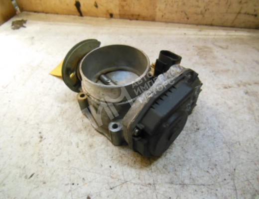 Заслонка дроссельная Audi A6 C5 (4B) 1997-2001  Audi A6 A6 C5 (4B) 1997-2001