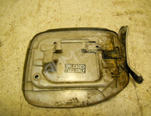 Лючок топливного бака Toyota Avensis I (T220) 1997-2003  Toyota Avensis Avensis I (T220) 1997-2003