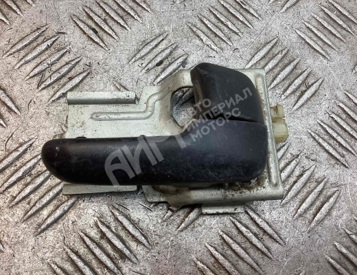 Ручка внутренняя передняя правая Mazda 626 IV (GE/GV) 1992-1997  Mazda 626 626 IV (GE/GV) 1992-1997