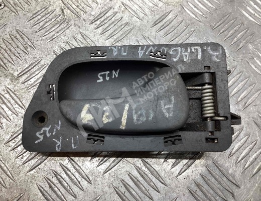 Ручка внутренняя передняя правая Renault Laguna I (X56) 1993-2001  Renault Laguna Laguna I (X56) 1993-2001
