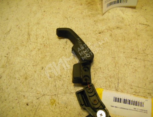 Ручка открывания капота Volkswagen Passat B4 (3A) 1993-1997  Volkswagen Passat Passat B4 (3A) 1993-1997