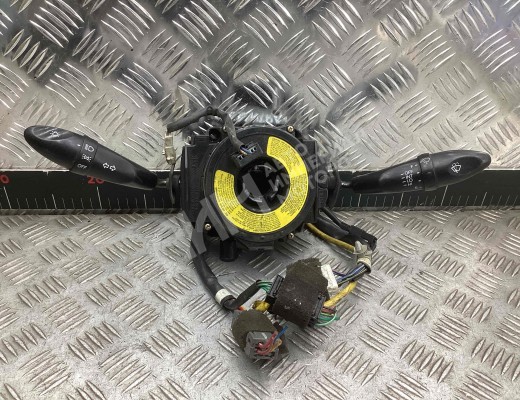 Переключатель подрулевой (стрекоза) Hyundai Lantra (J1) 1990-1995  Hyundai Lantra Lantra (J1) 1990-1995