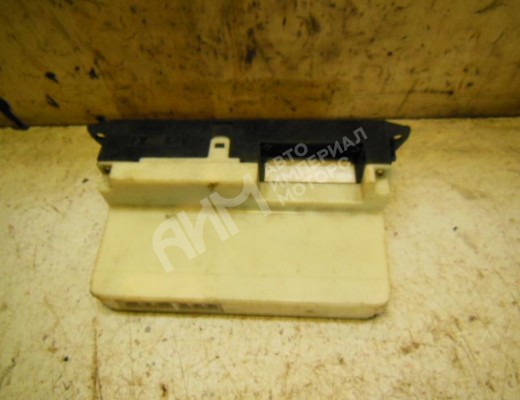 Блок управления печки/климат-контроля Mazda 323 V (BA) 1994-1998  Mazda 323 323 V (BA) 1994-1998