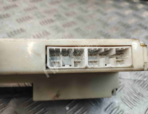 Блок управления печки/климат-контроля Mazda 323 V (BA) 1994-1998  Mazda 323 323 V (BA) 1994-1998