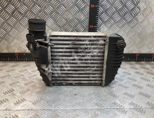 Интеркулер Audi A6 C6 (4F) 2004-2008  Audi A6 A6 C6 (4F) 2004-2008