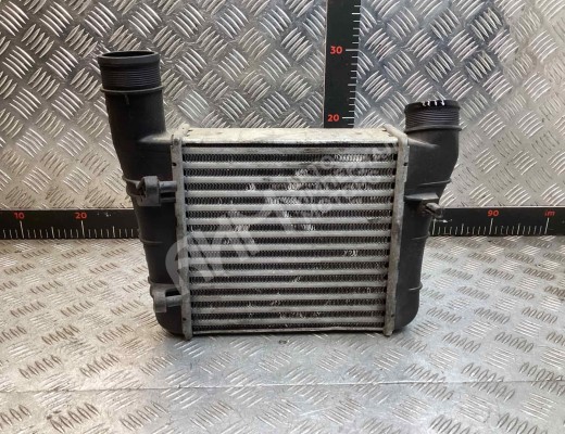 Интеркулер Audi A3 I (8L) 1996-2000  Audi A3 A3 I (8L) 1996-2000