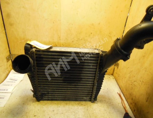 Интеркулер Volkswagen Touareg I (7L) 2002-2006  Volkswagen Touareg Touareg I (7L) 2002-2006