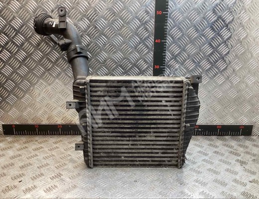 Интеркулер Volkswagen Touareg I (7L) 2002-2006  Volkswagen Touareg Touareg I (7L) 2002-2006