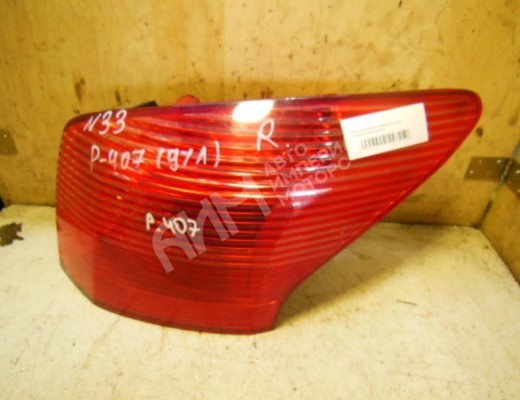 Фонарь задний правый Peugeot 407 2004-2010  Peugeot 407 407 2004-2010
