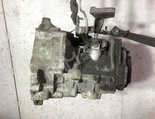 КПП механическая (МКПП) 5-ступенчатая Volkswagen Golf V (1K) 2004-2009  Volkswagen Golf Golf V (1K) 2004-2009