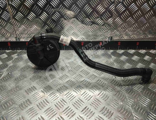 Насос продувки катализатора Audi A4 B6 (8EC, 8E5) 2000-2004  Audi A4 A4 B6 (8EC, 8E5) 2000-2004