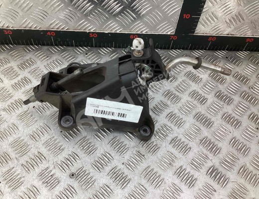 Кулиса Toyota Corolla Verso II (AR10) 2004-2009  Toyota Corolla Verso Corolla Verso II (AR10) 2004-2009