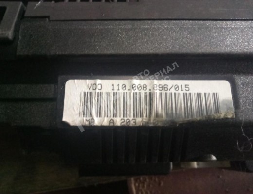 Щиток приборов (приборная панель) Mercedes C (W203) 2000-2004  Mercedes C C (W203) 2000-2004