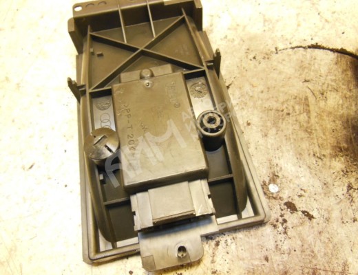 Сопротивление печки Volkswagen Golf IV (1J) 1997-2004  Volkswagen Golf Golf IV (1J) 1997-2004