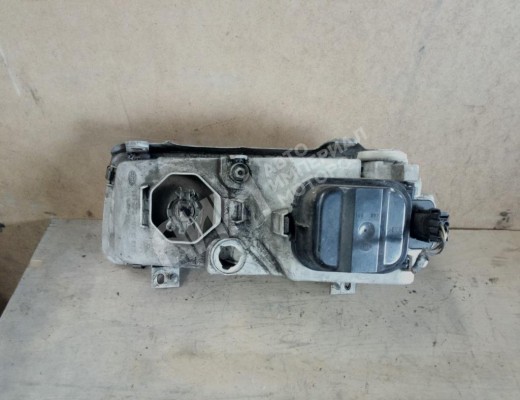 Фара правая Volkswagen Passat B4 (3A) 1993-1997  Volkswagen Passat Passat B4 (3A) 1993-1997