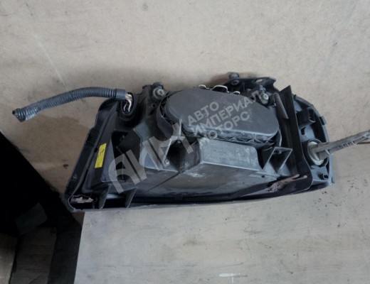 Фара правая Seat Alhambra I (7M) 2000-2010 рестайлинг  Seat Alhambra Alhambra I (7M) 2000-2010 рестайлинг